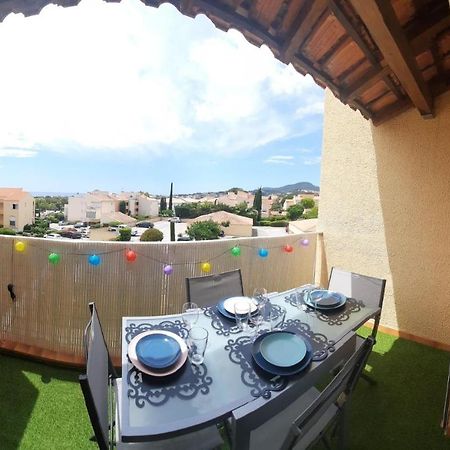 Superbe Appartement Avec Balcon Vue Mer ! Carqueiranne Bagian luar foto