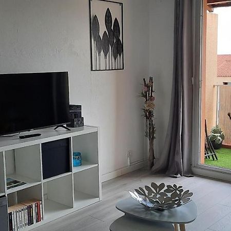 Superbe Appartement Avec Balcon Vue Mer ! Carqueiranne Bagian luar foto